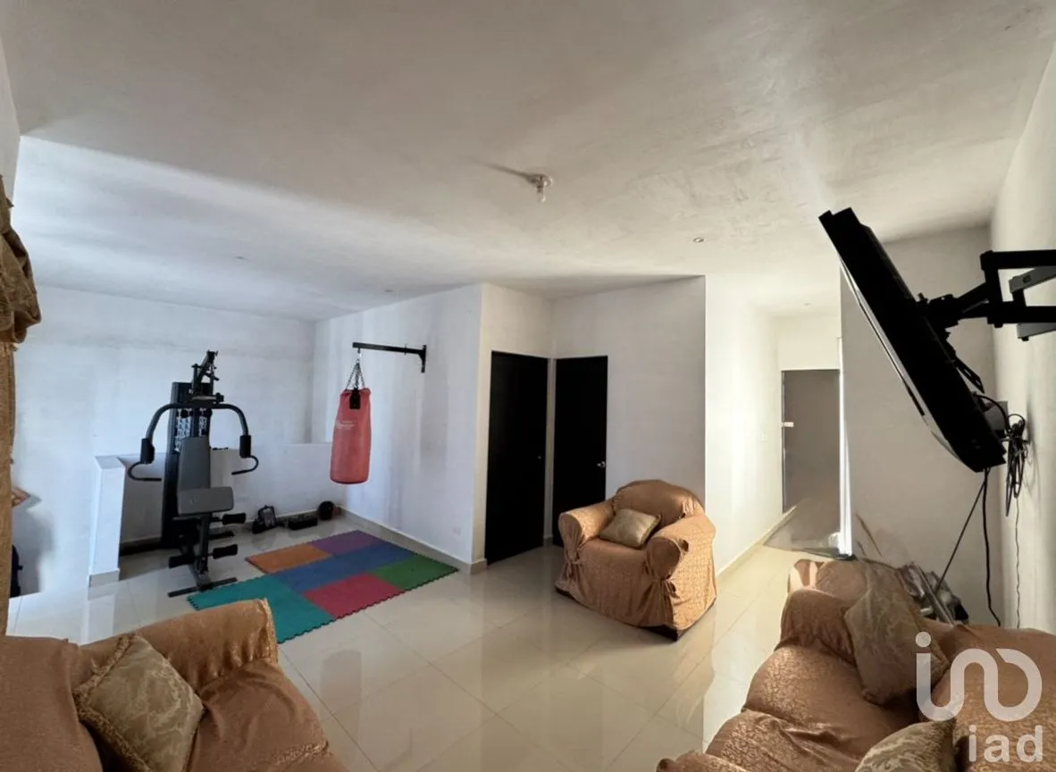 Casa en Venta en Cerradas de Rinconada, Apodaca, Nuevo León | NEX-244343 | iad México | Foto 4 de 48