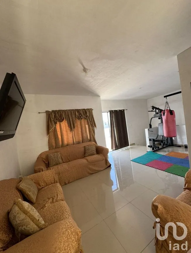 Casa en Venta en Cerradas de Rinconada, Apodaca, Nuevo León | NEX-244343 | iad México | Foto 10 de 48