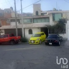 NEX-256352 - Casa en Venta, con 4 recamaras, con 4 baños, con 371 m2 de construcción en Arcos del Alba, CP 54750, México.
