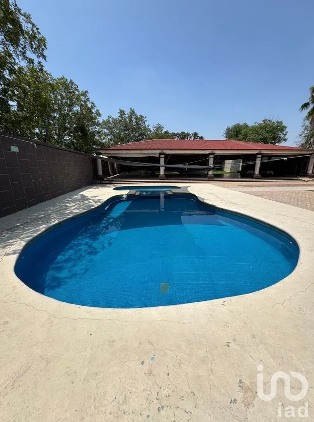 Casa en Venta en Rinconada Colonial, Apodaca, Nuevo León | NEX-285507 | iad México | Foto 1 de 26