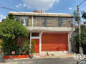 NEX-172471 - Casa en Venta, con 6 recamaras, con 5 baños, con 450 m2 de construcción en Villas de la Hacienda, CP 52929, México.