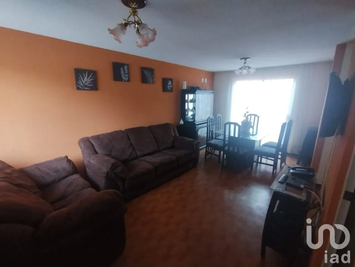 Casa en Venta en Real Toledo, Pachuca de Soto, Hidalgo | NEX-178202 | iad México | Foto 4 de 22