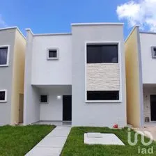 NEX-184852 - Casa en Venta, con 3 recamaras, con 2 baños, con 140 m2 de construcción en Residencial Monte Verde, CP 77536, Quintana Roo.