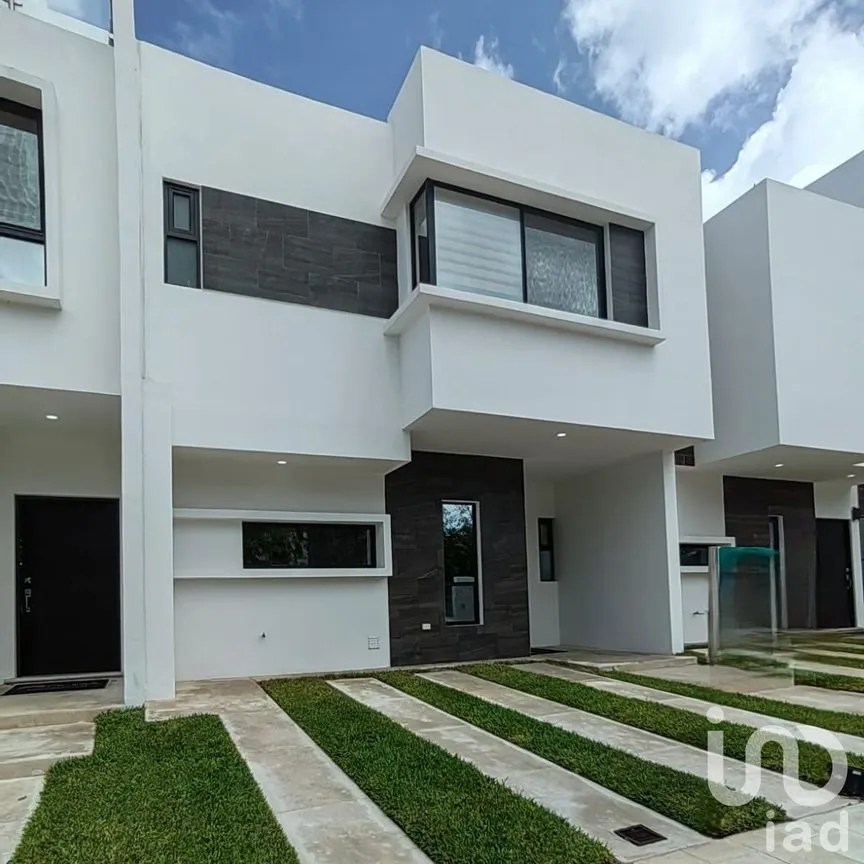 Casa en Venta en Alfredo V Bonfil, Benito Juárez, Quintana Roo | NEX-189547 | iad México | Foto 1 de 21