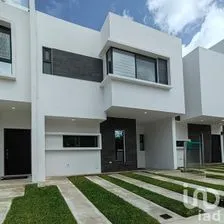NEX-189547 - Casa en Venta, con 3 recamaras, con 2 baños, con 134 m2 de construcción en Alfredo V Bonfil, CP 77560, Quintana Roo.