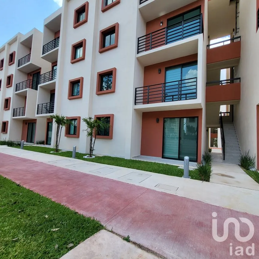 Departamento en Venta en Vía Cumbres Residencial, Benito Juárez, Quintana Roo | NEX-191829 | iad México | Foto 2 de 21