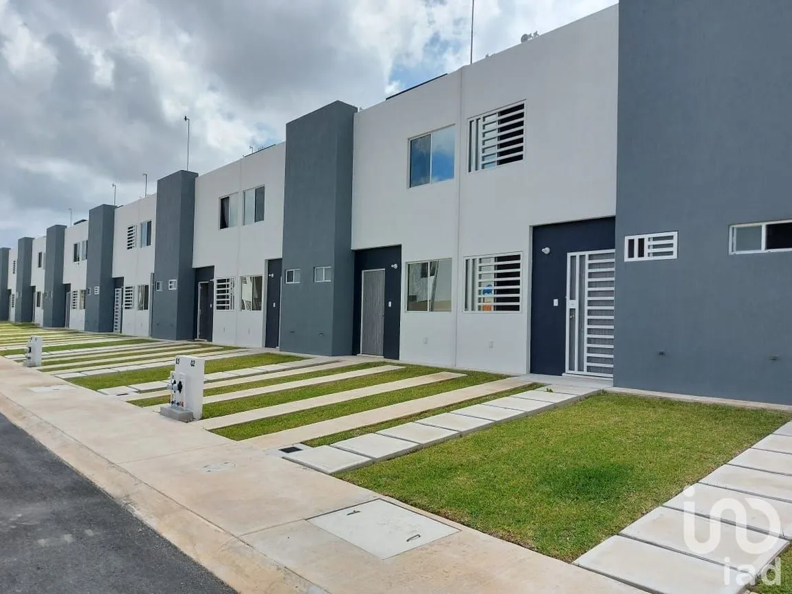 Casa en Venta en Privadas Sacbe, Benito Juárez, Quintana Roo | NEX-201370 | iad México | Foto 2 de 15