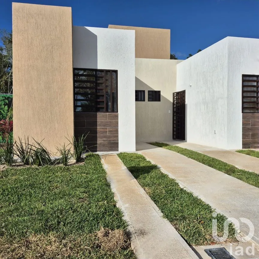 Casa en Venta en Privadas Sacbe, Benito Juárez, Quintana Roo | NEX-201370 | iad México | Foto 1 de 13