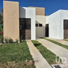 NEX-201370 - Casa en Venta, con 2 recamaras, con 1 baño, con 44 m2 de construcción en Privadas Sacbe, CP 77518, Quintana Roo.
