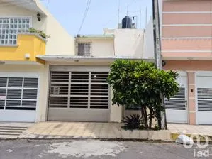 NEX-56557 - Casa en Venta, con 2 recamaras, con 1 baño, con 120 m2 de construcción en Las Palmas, CP 91779, Veracruz de Ignacio de la Llave.