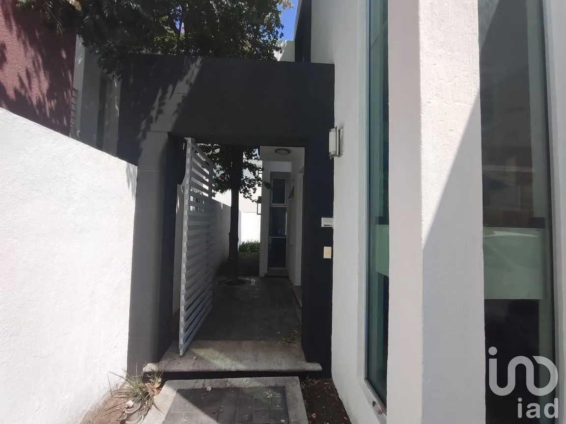 Casa en Venta en Solares, Zapopan, Jalisco | NEX-184498 | iad México | Foto 2 de 16