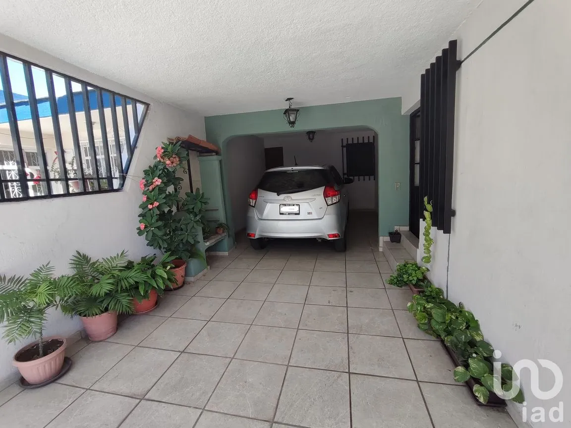 Casa en Venta en La Perla, Guadalajara, Jalisco | NEX-189562 | iad México | Foto 2 de 18