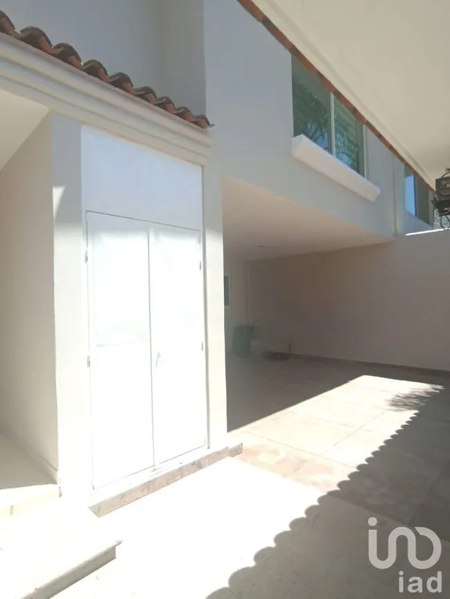 Casa en Venta en Jardines Del Valle, Zapopan, Jalisco | NEX-246180 | iad México | Foto 3 de 20