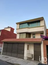 NEX-239060 - Casa en Renta, con 5 recamaras, con 5 baños, con 345 m2 de construcción en Campestre Coyoacán, CP 04938, Ciudad de México.