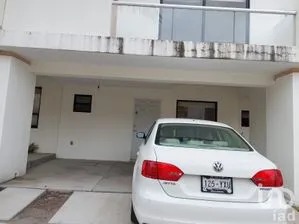 NEX-184373 - Casa en Renta, con 3 recamaras, con 2 baños, con 120 m2 de construcción en El Mirador, CP 76246, Querétaro.