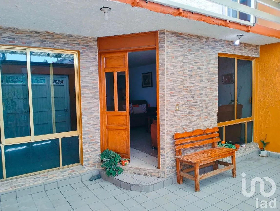 Casa en Venta en El Garambullo, Querétaro, Querétaro | NEX-196341 | iad México | Foto 1 de 17