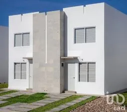 NEX-245992 - Casa en Venta, con 3 recamaras, con 2 baños, con 76 m2 de construcción en Sendas Residencial, CP 76246, Querétaro.