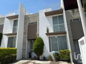 NEX-248461 - Casa en Venta, con 4 recamaras, con 3 baños, con 147 m2 de construcción.