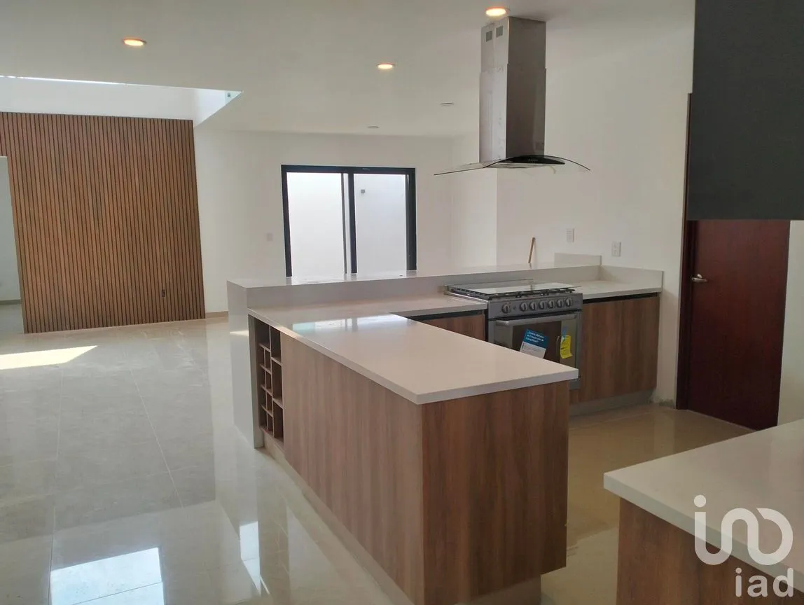 Casa en Venta en Real del Bosque, Corregidora, Querétaro | NEX-257119 | iad México | Foto 2 de 23