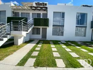 NEX-258925 - Departamento en Venta, con 3 recamaras, con 1 baño, con 73 m2 de construcción en Pedro Escobedo Centro, CP 76700, Querétaro.
