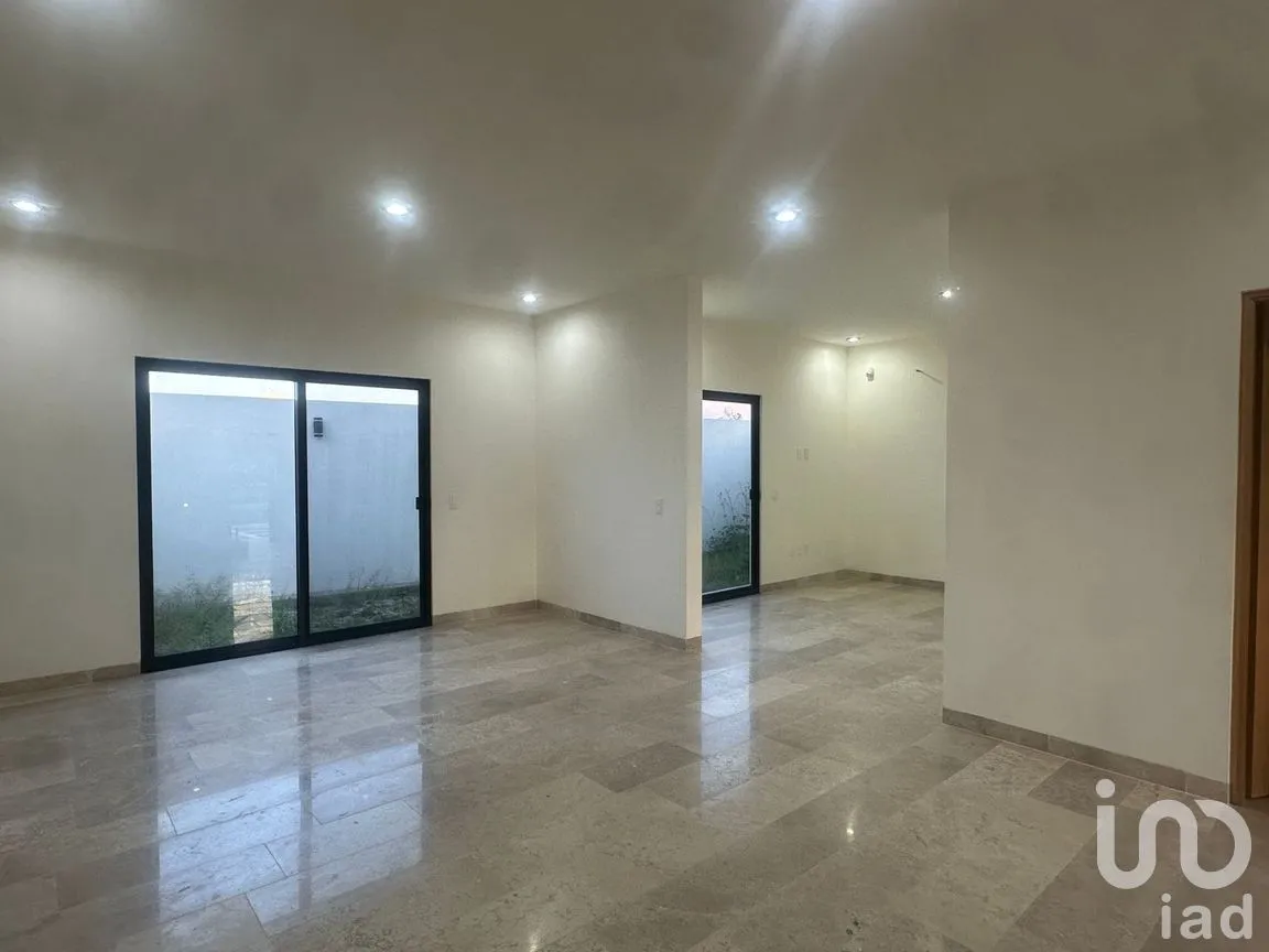 Casa en Venta en Valle de Juriquilla, Querétaro, Querétaro | NEX-264457 | iad México | Foto 2 de 16