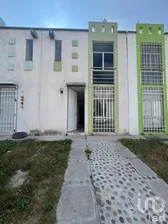 NEX-286201 - Casa en Venta, con 3 recamaras, con 1 baño, con 80 m2 de construcción en Paseos del Pedregal, CP 76148, Querétaro.