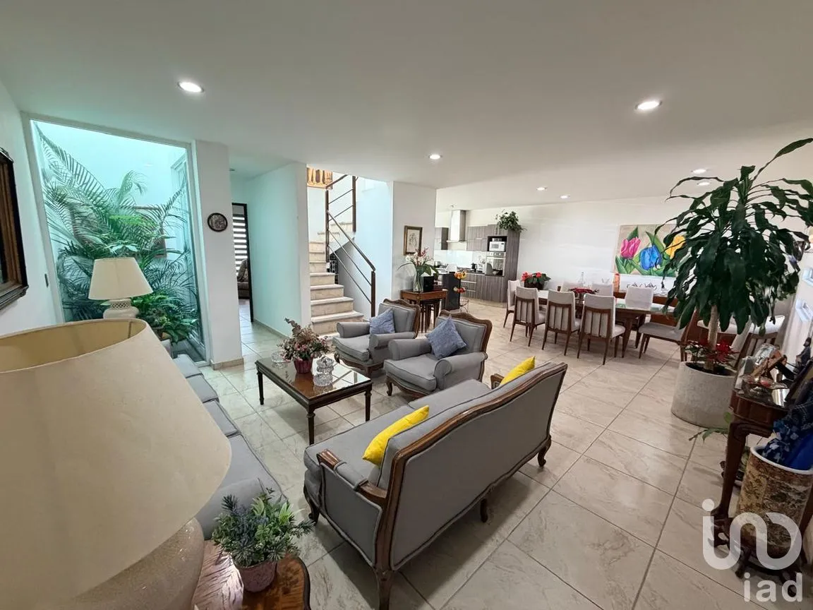 Casa en Venta en Lomas de Juriquilla, Querétaro, Querétaro | NEX-290079 | iad México | Foto 3 de 27