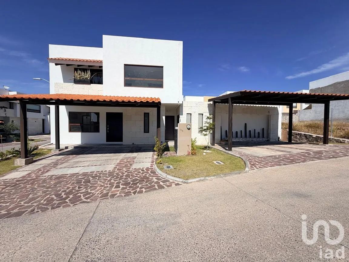 Casa en Venta en Altozano el Nuevo Querétaro, Querétaro, Querétaro | NEX-290220 | iad México | Foto 1 de 19