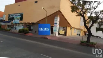 NEX-180915 - Local en Renta, con 800 m2 de construcción en Las Palmas, CP 62050, Morelos.