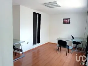 NEX-253062 - Oficina en Renta, con 1 recamara, con 10 m2 de construcción en Jardines del Moral, CP 37160, Guanajuato.